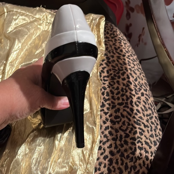 3 colors, black, grey and white - Picture 9 of 10